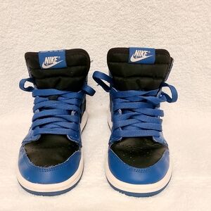 Air Jordan Retro 1 High OG (PS) Dark Marine Blue. Preschool Size 3Y Womens 4.5